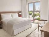 2 Bedrooms Apartment Marina View