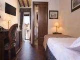 Superior Single room with balcony