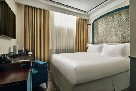 Maxwell Reserve Singapore, Autograph Collection - 36