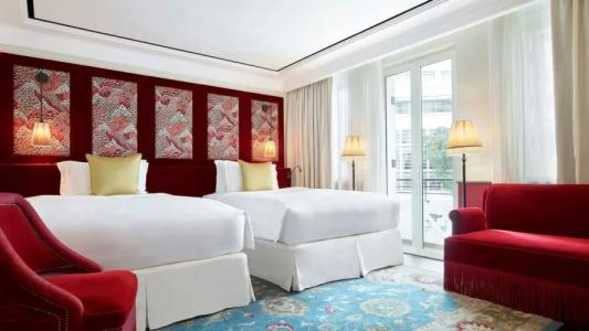 Maxwell Reserve Singapore, Autograph Collection - 82