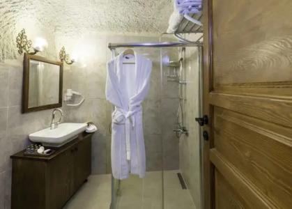 Lord of Cappadocia - 8