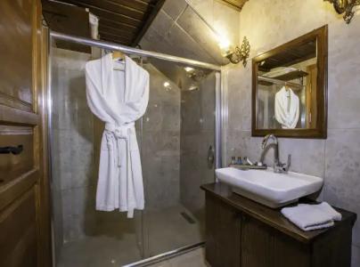 Lord of Cappadocia - 43