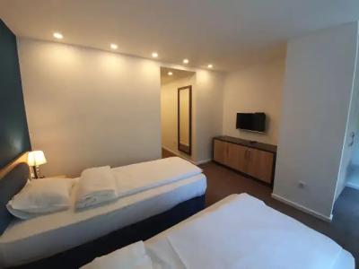 Premium Crown Suites - 28