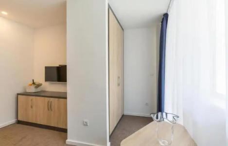 Premium Crown Suites - 89