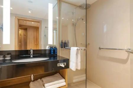 Radisson Blu & Residences - 47