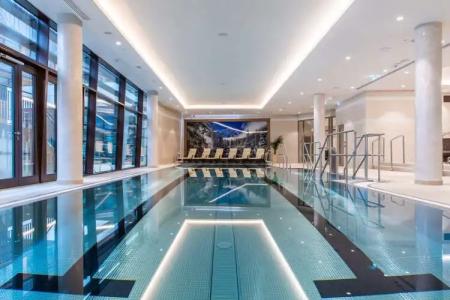 Radisson Blu & Residences - 14