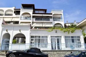 Pella Hotel - new, Neos Marmaras