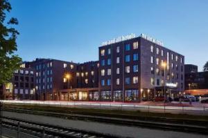 me and all Mini-hotel, Kiel