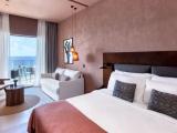 Sapphire Sublime Pool Family Double Retreat Guest Room with sea view