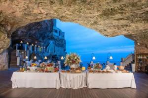 Hotel Grotta Palazzese, Polignano a Mare