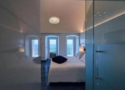 Grotta Palazzese - 34