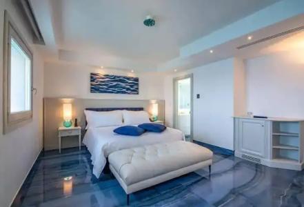 Grotta Palazzese - 17