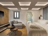Junior Suite with balcony and with city view