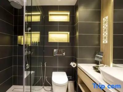 Queenco & Casino - 116