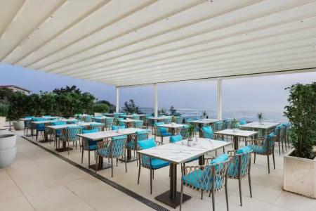 ANANTI Resort, Residences & Beach Club - 11