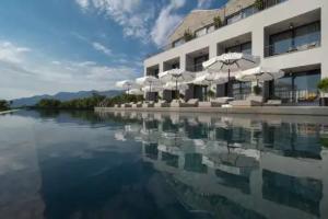 Vivid Blue Serenity Resort, Sveti Stefan