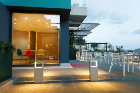 Buze Boutique - 15