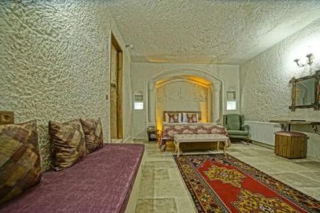 Risus Cave Suites - 74