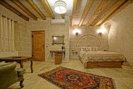 Risus Cave Suites - 124