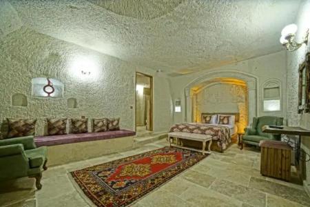 Risus Cave Suites - 115