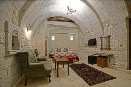 Risus Cave Suites - 76