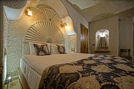 Risus Cave Suites - 109