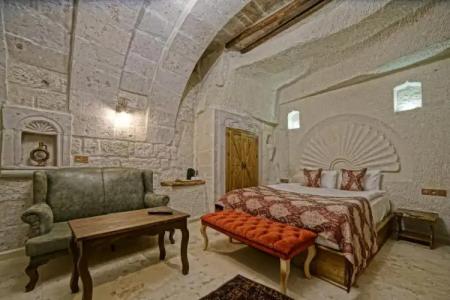 Risus Cave Suites - 70