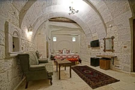 Risus Cave Suites - 68