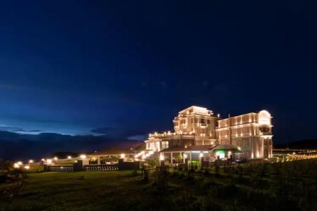 Le Bokor Palace - 0