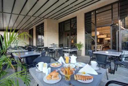 The House Boutique Suites - 36