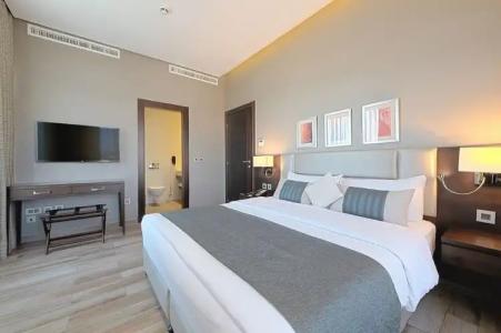 The House Boutique Suites - 100