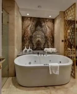 Triumph Luxury - 140