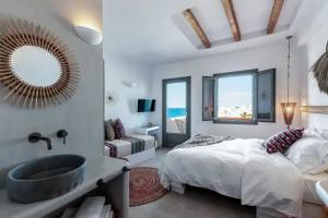 Bohemian Luxury Boutique Hotel, Adults Only, Naousa