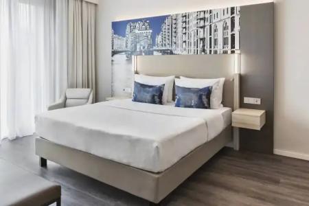 Courtyard by Marriott Hamburg City - 78