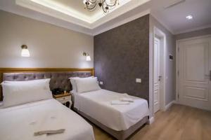 Legacy Boutique Hotel & Apartments, Corce