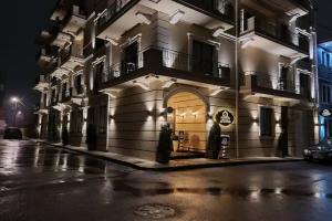 Legacy Boutique Hotel & Apartments, Corce