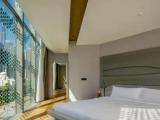 Beyond ME + Jacuzzi Suite with Burj Khalifa view