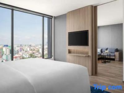 Courtyard by Marriott Phnom Penh - 53
