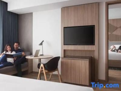 Courtyard by Marriott Phnom Penh - 52