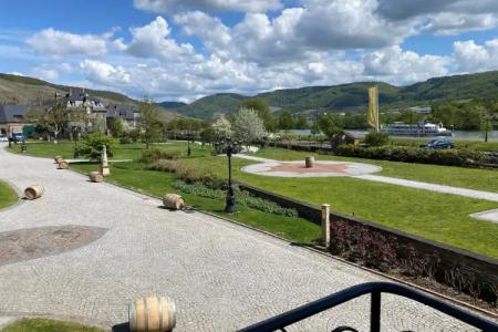 Schloss Lieser, Autograph Collection - 46