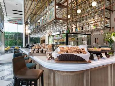 ibis Bangkok Sukhumvit 24 - 24