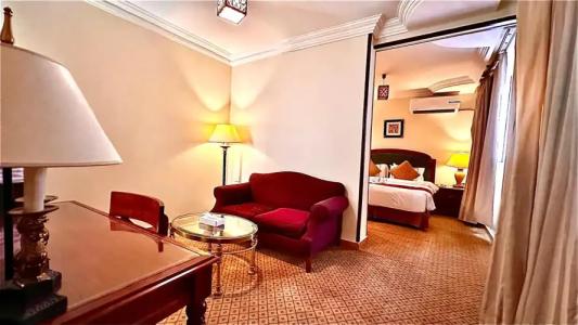 PYRAMIDS TOWER Inn - 29