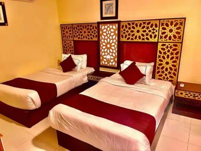 PYRAMIDS TOWER Inn - 26