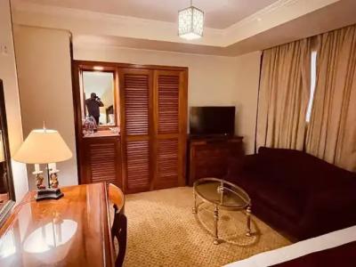 PYRAMIDS TOWER Inn - 51