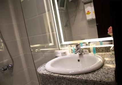 PYRAMIDS TOWER Inn - 102