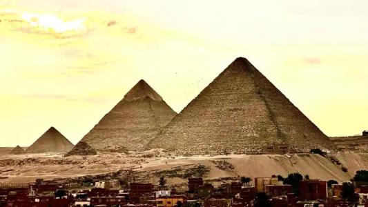 PYRAMIDS TOWER Inn - 14