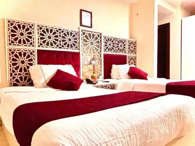 PYRAMIDS TOWER Inn - 15