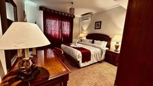 PYRAMIDS TOWER Inn - 122