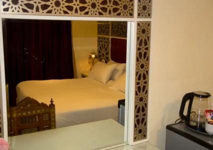 PYRAMIDS TOWER Inn - 88