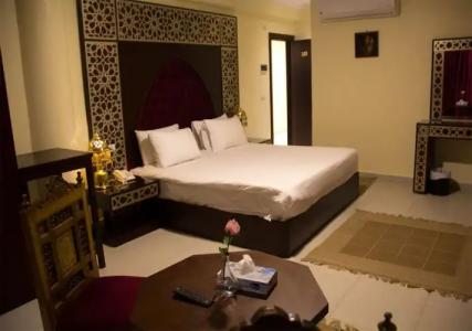 PYRAMIDS TOWER Inn - 95